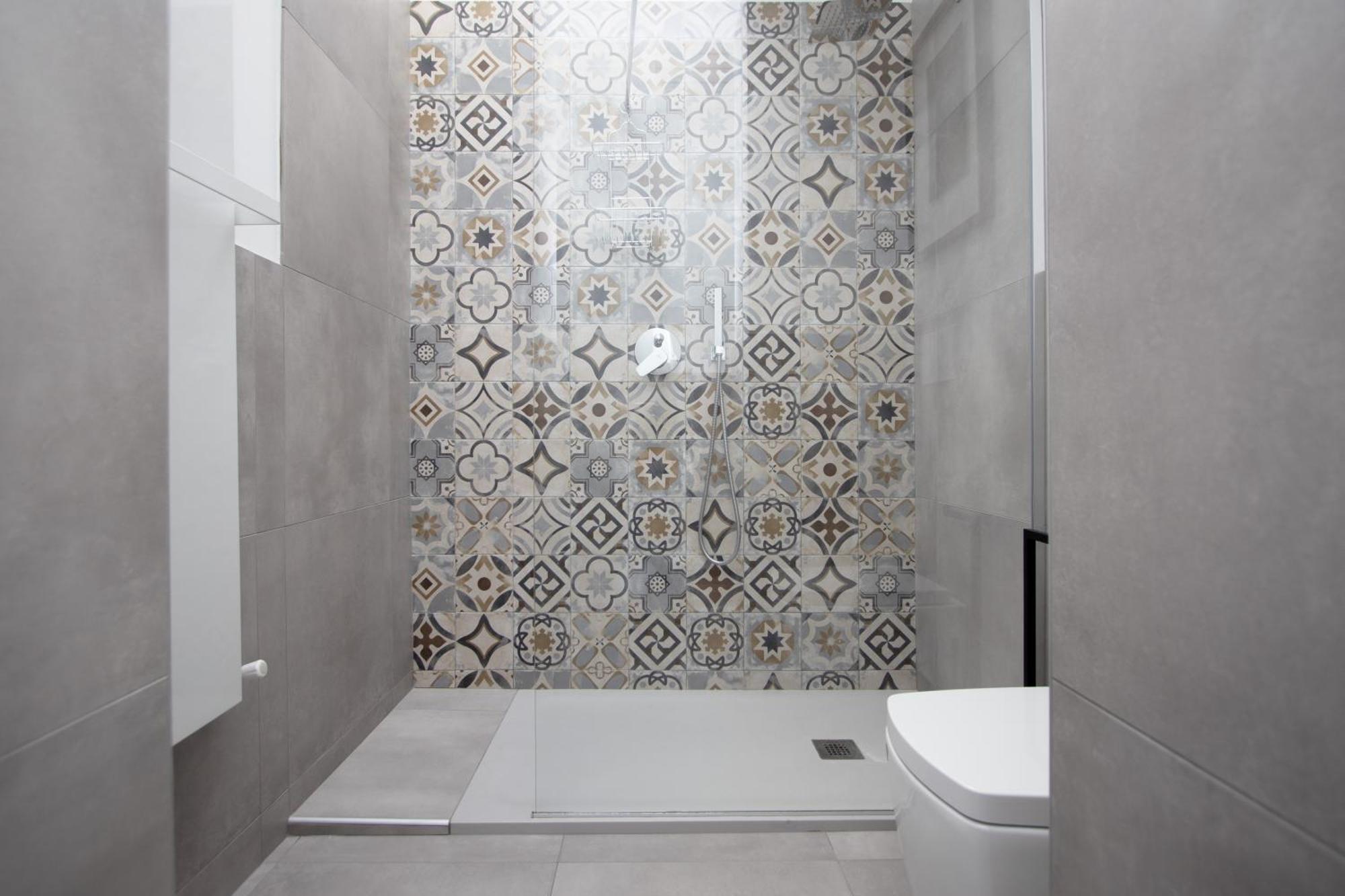 Ferienwohnung Penthouse With Patio & 2 Baths, 10 Min To Duomo Mailand Exterior foto