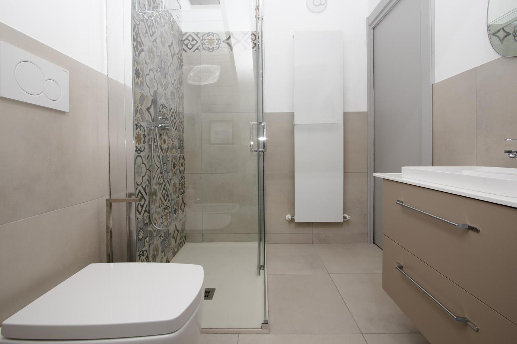 Ferienwohnung Penthouse With Patio & 2 Baths, 10 Min To Duomo Mailand Exterior foto