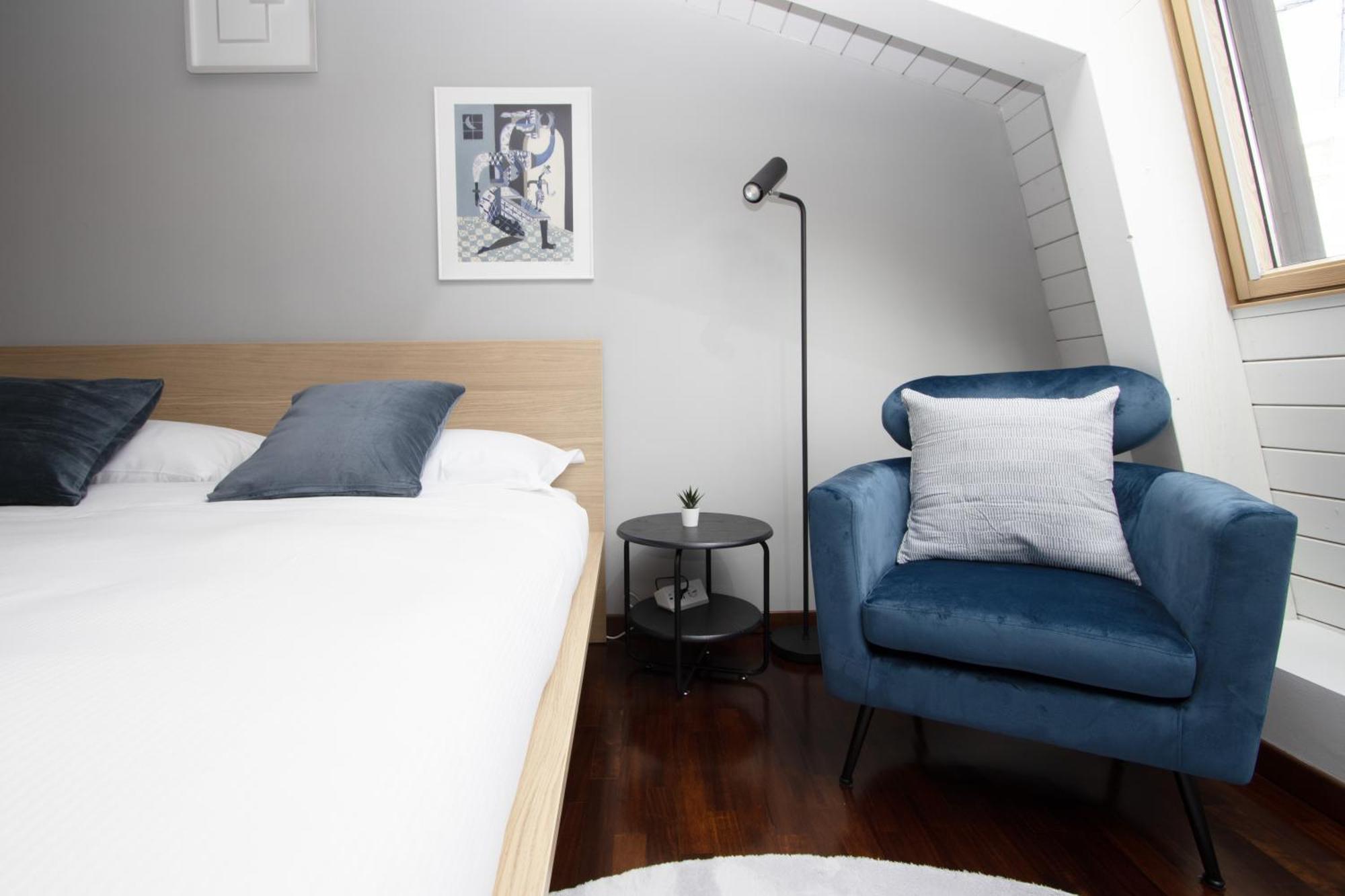 Ferienwohnung Penthouse With Patio & 2 Baths, 10 Min To Duomo Mailand Exterior foto
